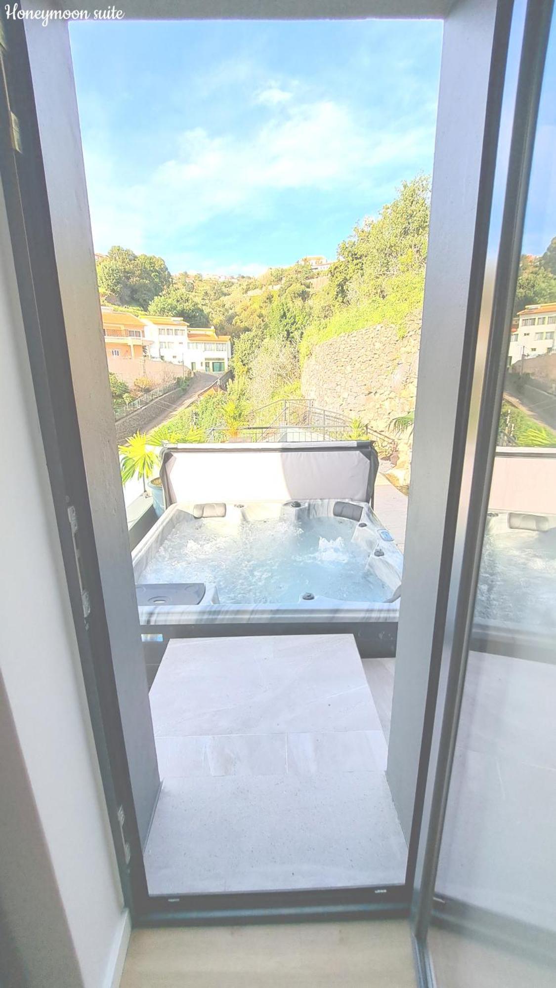Espirito Do Mar - Premium With Jacuzzi Estreito Da Calheta